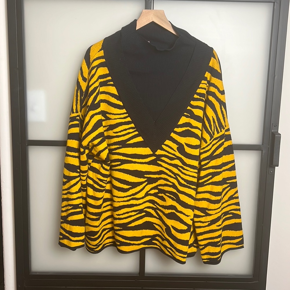 NWT VICTOR GLEMAUD X TARGET Animal Print Turtleneck Layered Sweater Size 2X